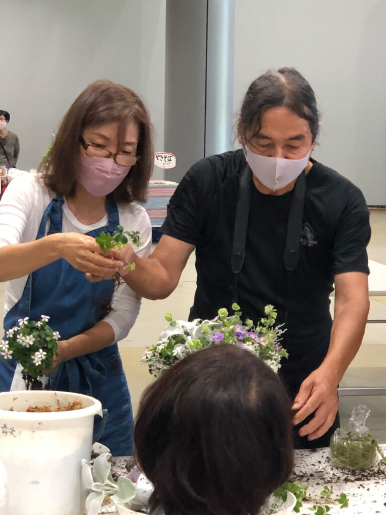 5年ほど前に岐阜のイベントで青木先生とデモをしたときの様子。コロナで大変だったけど初めてのデモでよい経験になりました